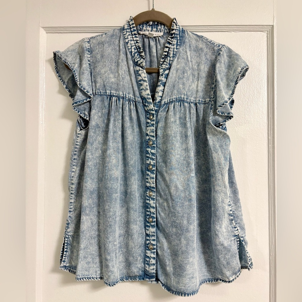 Denim short sleeve button down shirt acid washed blue size small
